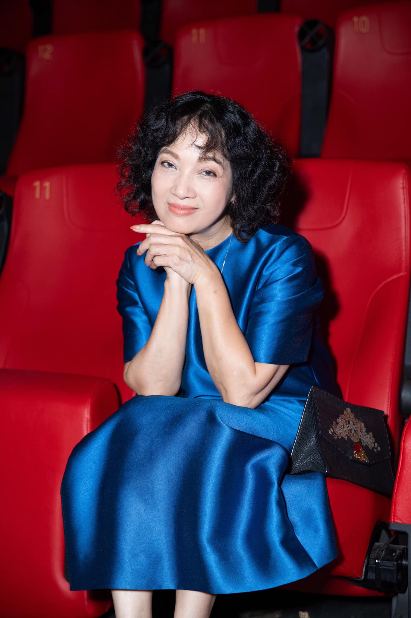 Clip NSND L&ecirc; Khanh bị gọi nhầm t&ecirc;n giữa sự kiện, c&aacute;ch xử l&yacute; đẳng cấp khiến d&acirc;n t&igrave;nh nể phục- Ảnh 4.