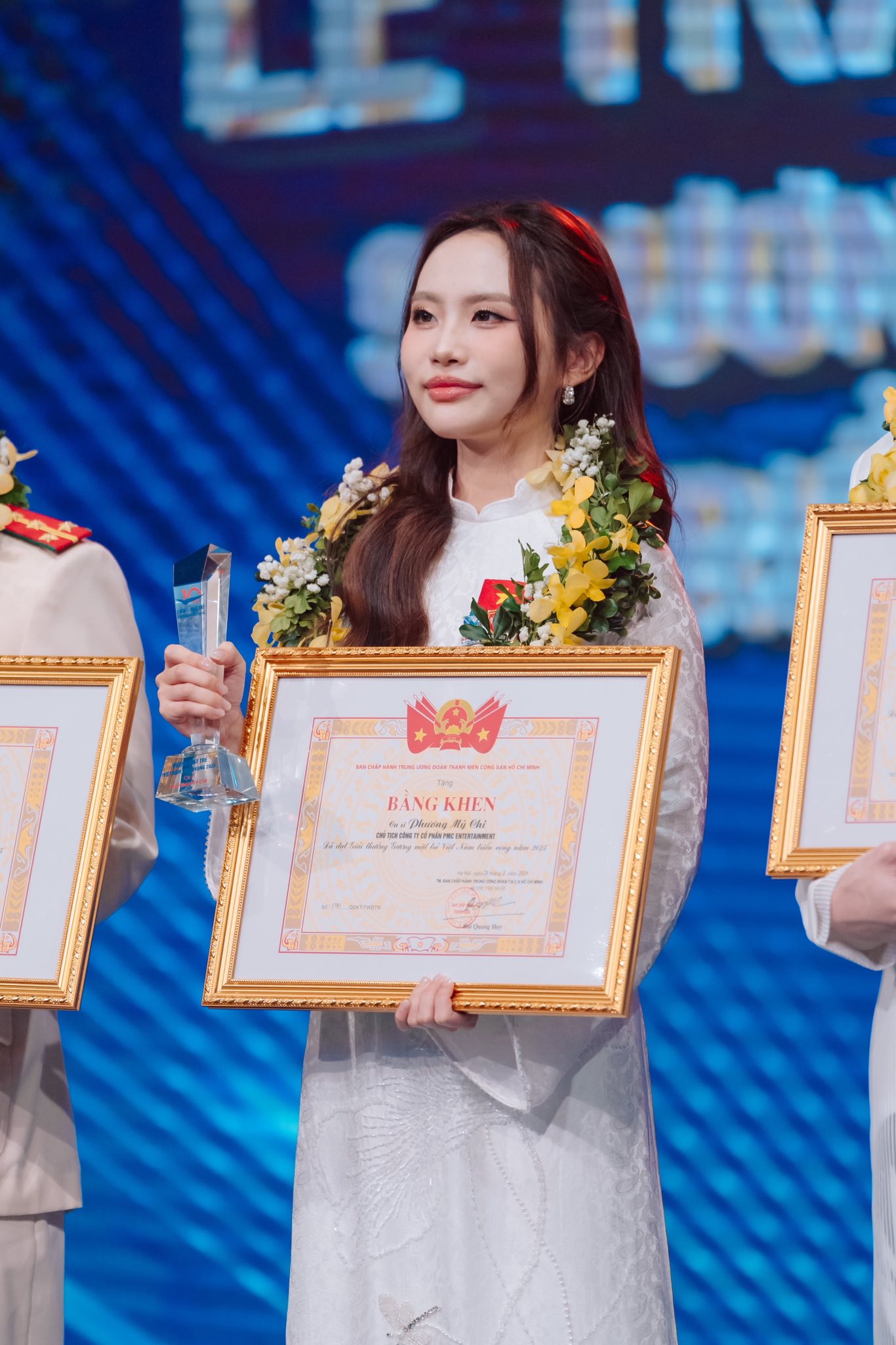 Mỹ nh&acirc;n Việt 2 năm li&ecirc;n tiếp được Trung ương Đo&agrave;n vinh danh: Qu&aacute;n qu&acirc;n th&agrave;nh c&ocirc;ng nhất Vbiz, tuổi 20 đ&atilde; l&agrave; CEO- Ảnh 2.