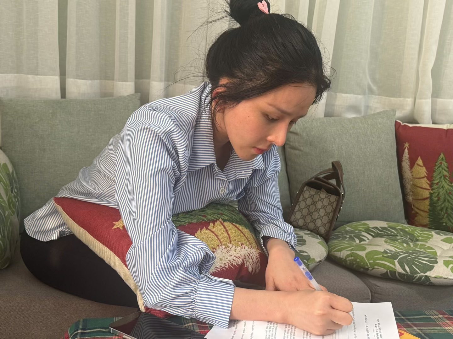 Drama h&uacute;t mỡ 70 triệu vẫn căng thẳng: Nữ ch&iacute;nh gửi đơn tố c&aacute;o, loạt clip giải th&iacute;ch của b&aacute;c sĩ đồng loạt "bốc hơi"- Ảnh 1.