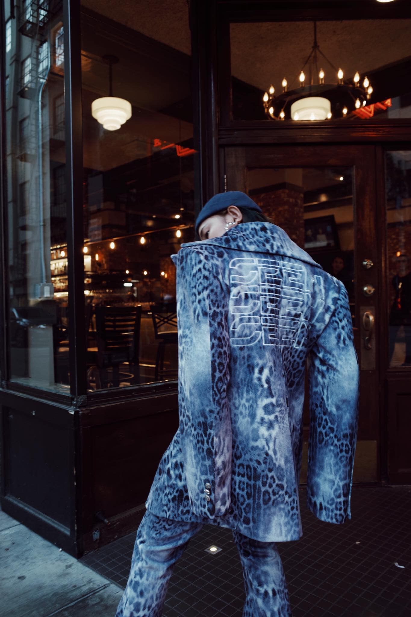 "Đứa con đầu l&ograve;ng" bị qu&ecirc;n l&atilde;ng của Quỳnh Anh Shyn: Từng lăn l&ecirc; b&ograve; to&agrave;i đổi lấy một lần rực rỡ- Ảnh 11.