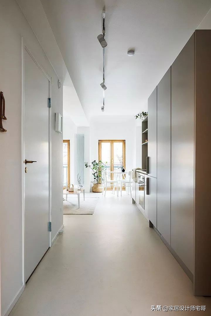 Căn hộ 37m&sup2; của phụ nữ 50 tuổi sau ly h&ocirc;n: Kh&ocirc;ng rộng nhưng đủ đầy, sống một m&igrave;nh vẫn thấy đời rất dễ chịu- Ảnh 2.