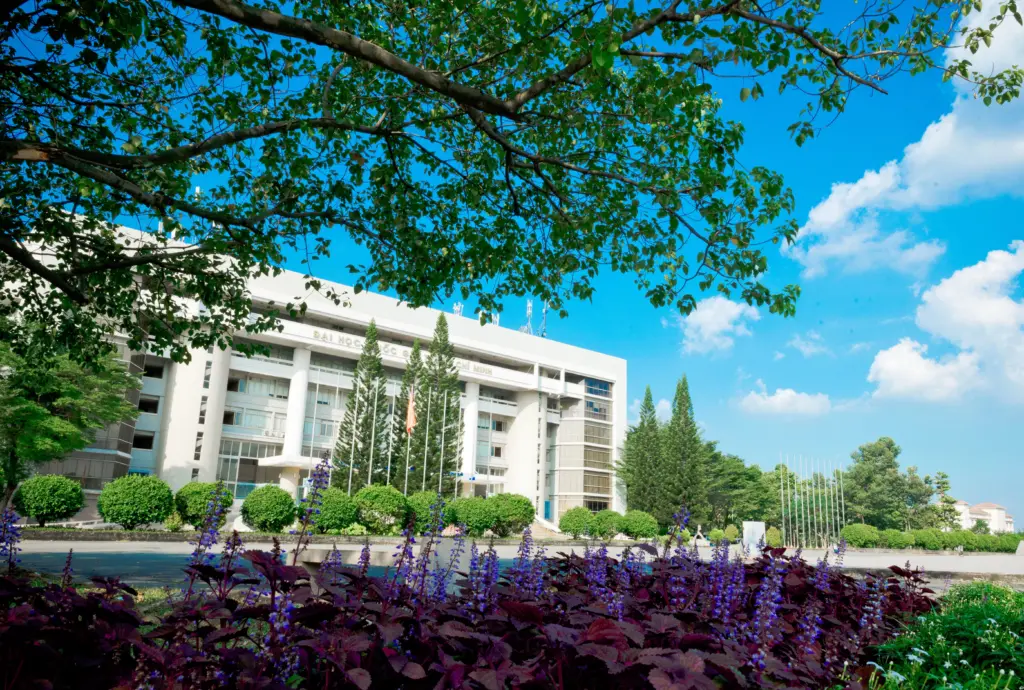 H&agrave;ng loạt trường ĐH Việt Nam đ&oacute;n tin vui tr&ecirc;n đấu trường quốc tế- Ảnh 4.