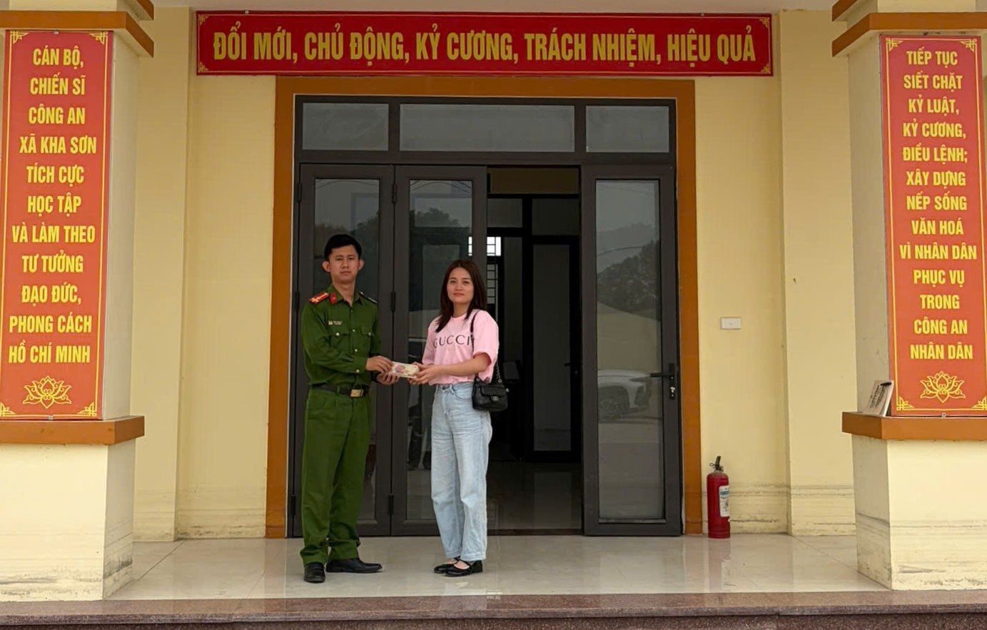 T&agrave;i khoản người phụ nữ SN 1982 ph&aacute;t sinh giao dịch 100.000.000 đồng kh&ocirc;ng r&otilde; nguồn gốc: C&ocirc;ng an lập tức v&agrave;o cuộc x&aacute;c minh- Ảnh 2.