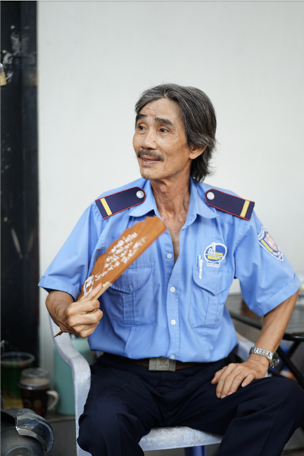 TP.HCM 8h s&aacute;ng đ&atilde; &ldquo;hầm hập&rdquo; 36&deg;C, người d&acirc;n tr&ugrave;m k&iacute;n m&iacute;t, trốn nắng dưới ch&acirc;n cầu- Ảnh 6.