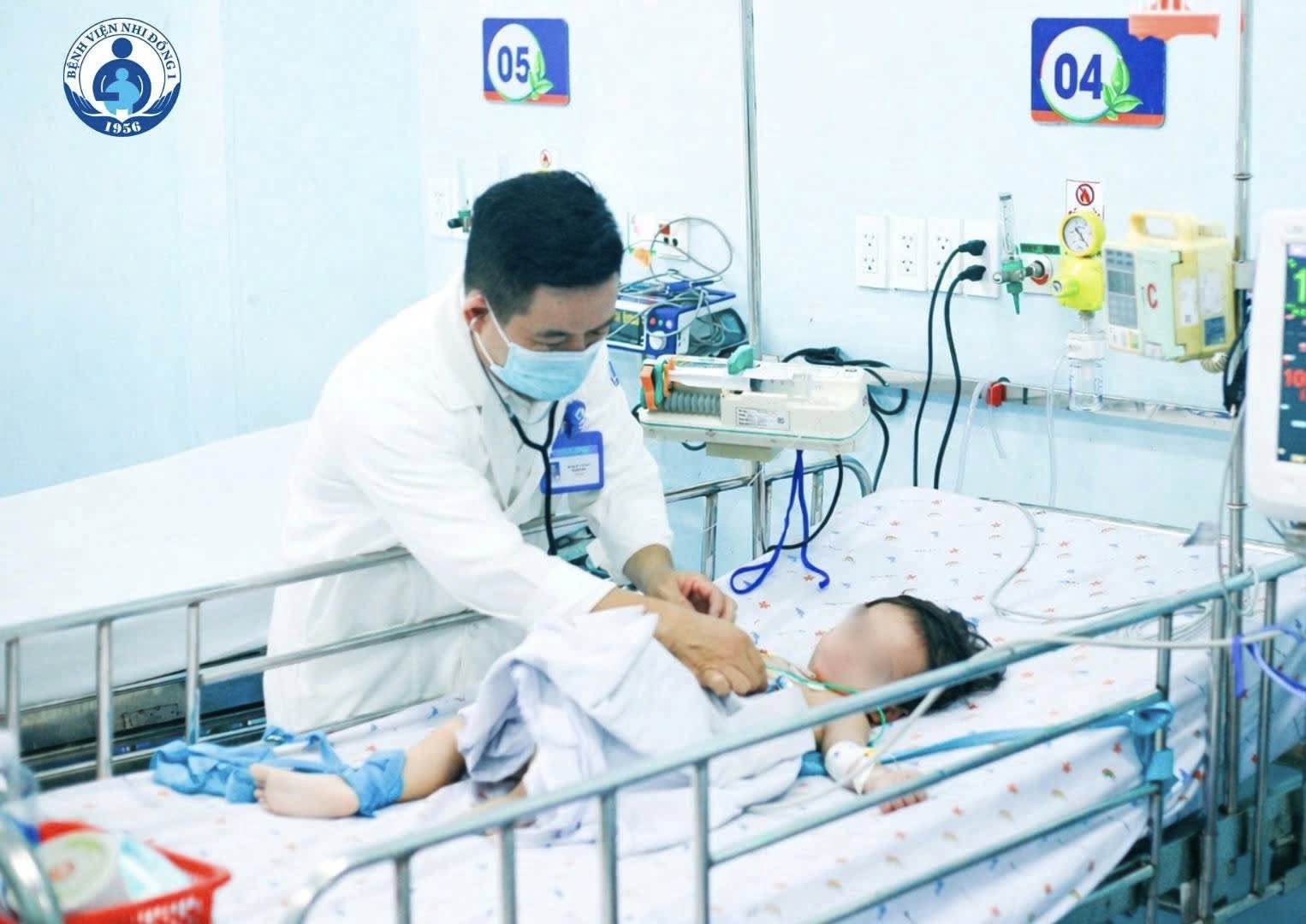 3 ca tử vong do tay ch&acirc;n miệng: B&aacute;c sĩ Bệnh viện Nhi đồng 1 ra cảnh b&aacute;o- Ảnh 2.