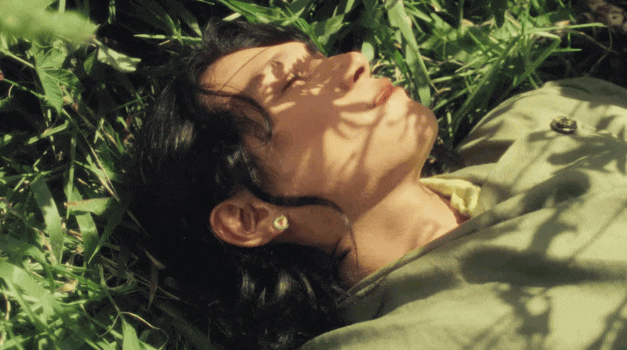 D&acirc;n t&igrave;nh m&ecirc; mệt MV mới của ho&agrave;ng tử Vbiz, tho&aacute;t khỏi "hầm c&ocirc;ng ty" comeback chất cỡ n&agrave;y!- Ảnh 3.