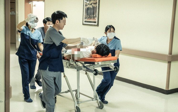 Người đ&agrave;n &ocirc;ng ngộ độc su&yacute;t tử vong v&igrave; m&oacute;n rau nhiều người th&iacute;ch, c&oacute; thể xuất hiện tr&ecirc;n m&acirc;m cơm Việt 3 bữa một ng&agrave;y- Ảnh 1.