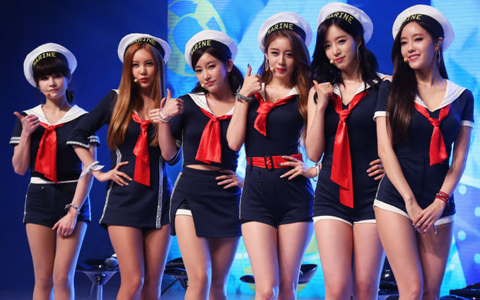 Mỹ nh&acirc;n nhan sắc 17 năm kh&ocirc;ng đổi: Sự nghiệp tan t&agrave;nh ở tuổi 19, cưới chồng cầu thủ kh&ocirc;ng được y&ecirc;n th&acirc;n- Ảnh 4.