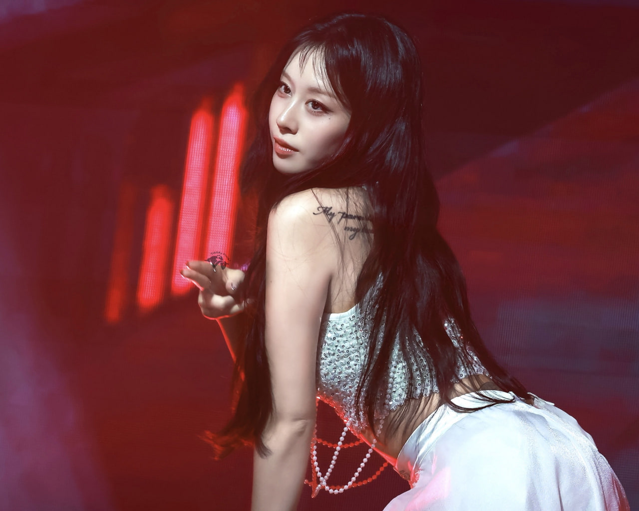 Mỹ nh&acirc;n nhan sắc 17 năm kh&ocirc;ng đổi: Sự nghiệp tan t&agrave;nh ở tuổi 19, cưới chồng cầu thủ kh&ocirc;ng được y&ecirc;n th&acirc;n- Ảnh 7.