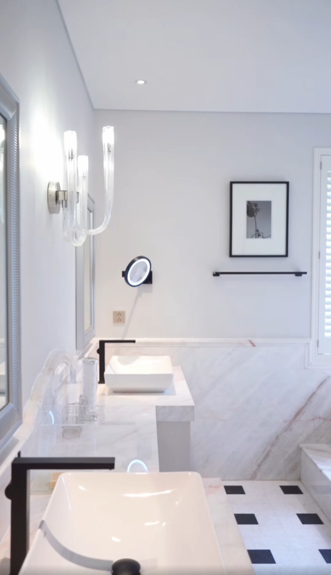 Cuộc sống xa xỉ của hội mỹ nh&acirc;n Vbiz sinh năm 1990: Ninh Dương Lan Ngọc ở biệt thự hạng sang, Huyền Lizzie sống chill trong căn hộ đẹp như Pinterest- Ảnh 31.