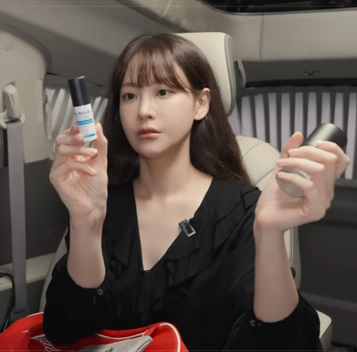 Sao hạng A v&agrave; nỗi sợ h&ocirc;i miệng: Jisoo, Lisa, Karina... đều kh&ocirc;ng thể sống thiếu "bảo bối" n&agrave;y- Ảnh 12.