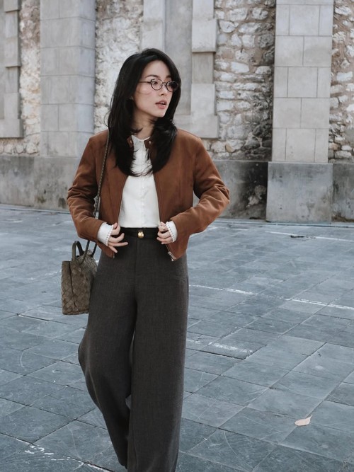 L&ecirc; H&agrave; Tr&uacute;c tr&ecirc;n Threads: Tranh c&atilde;i chưa dứt, nhưng style th&igrave; vẫn được "duyệt" đều- Ảnh 14.