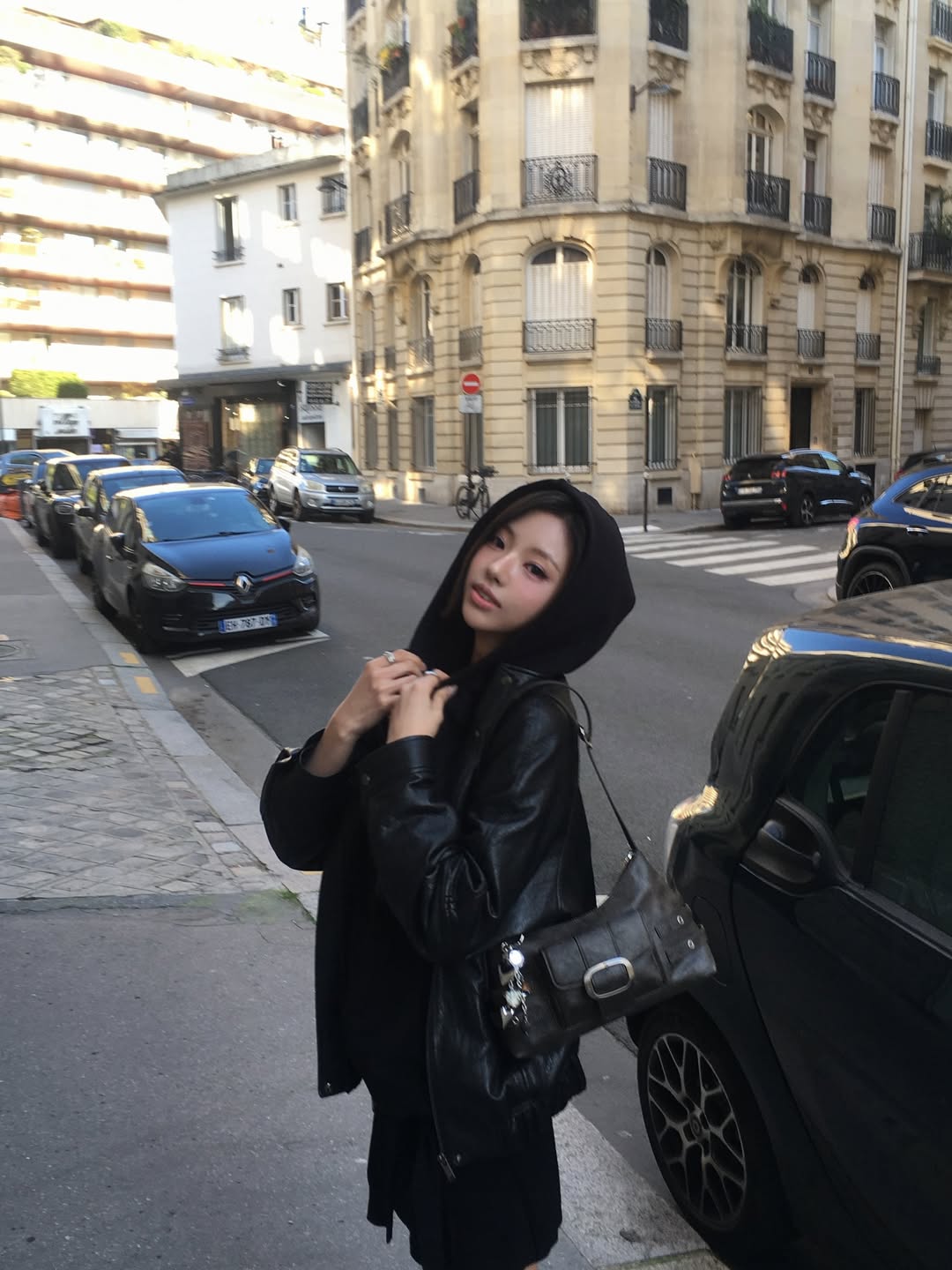 Mỹ nữ 2k ở Địa Ngục Độc Th&acirc;n: Mặt nhỏ như quả trứng, nhận cơn mưa lời khen v&igrave; mặc đẹp- Ảnh 14.