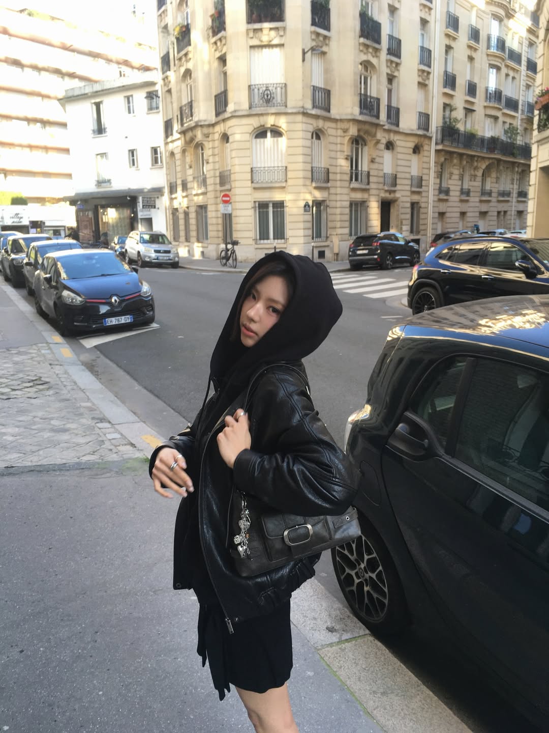 Mỹ nữ 2k ở Địa Ngục Độc Th&acirc;n: Mặt nhỏ như quả trứng, nhận cơn mưa lời khen v&igrave; mặc đẹp- Ảnh 16.