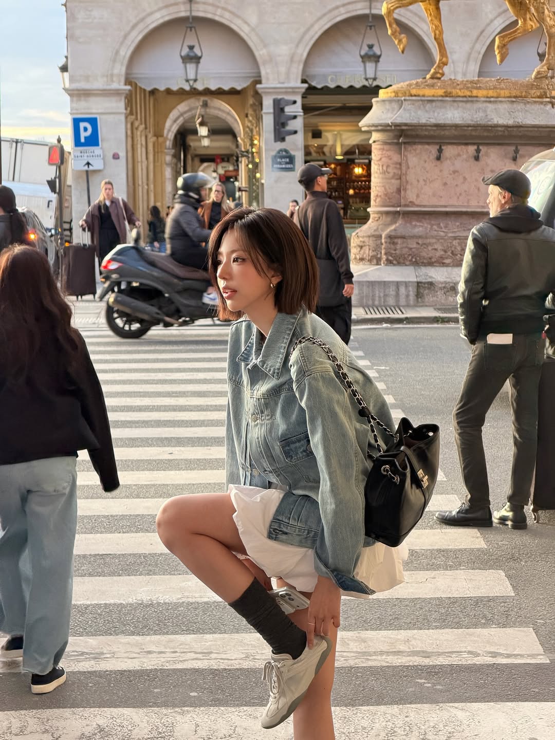 Mỹ nữ 2k ở Địa Ngục Độc Th&acirc;n: Mặt nhỏ như quả trứng, nhận cơn mưa lời khen v&igrave; mặc đẹp- Ảnh 8.