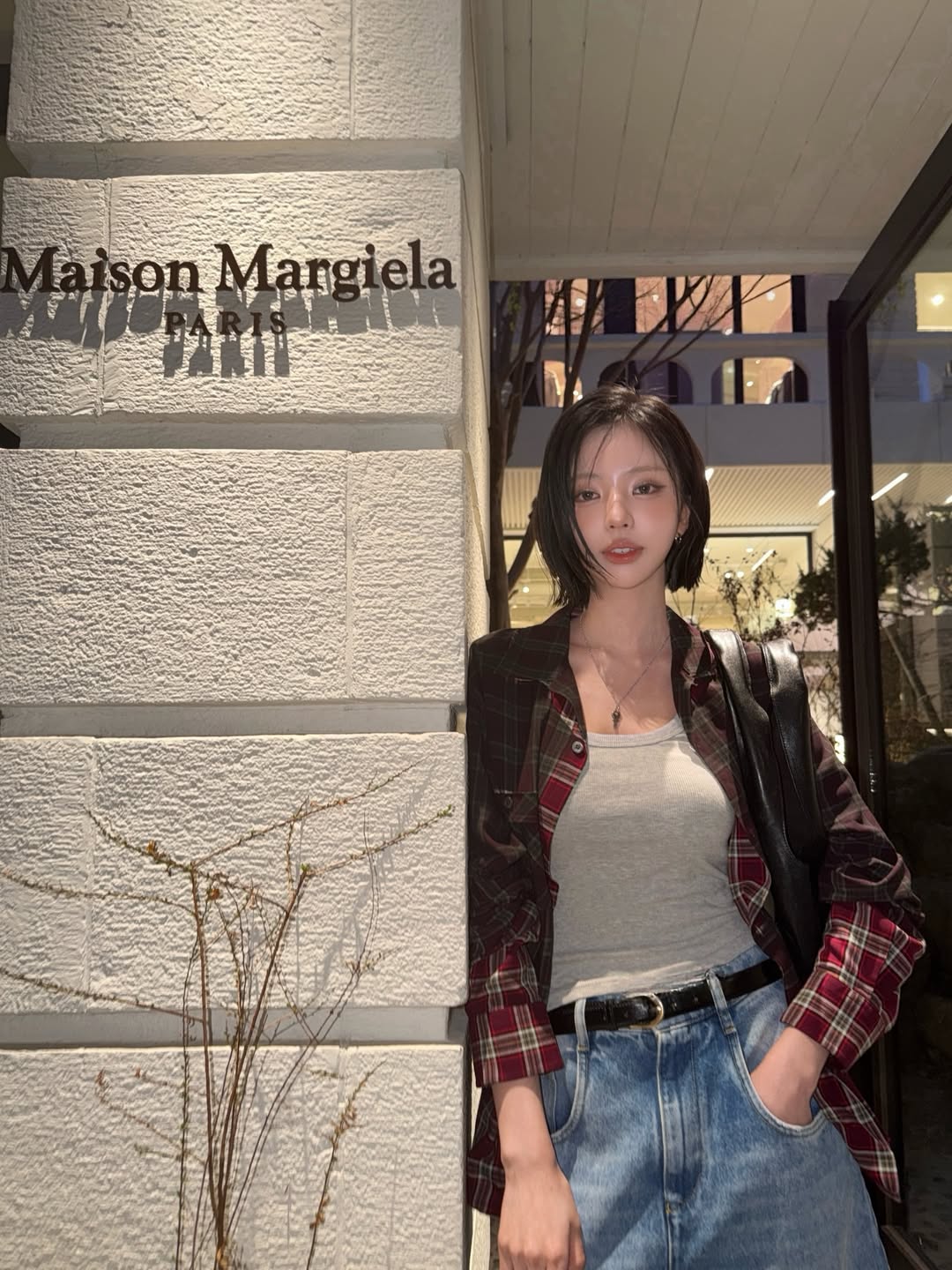 Mỹ nữ 2k ở Địa Ngục Độc Th&acirc;n: Mặt nhỏ như quả trứng, nhận cơn mưa lời khen v&igrave; mặc đẹp- Ảnh 9.