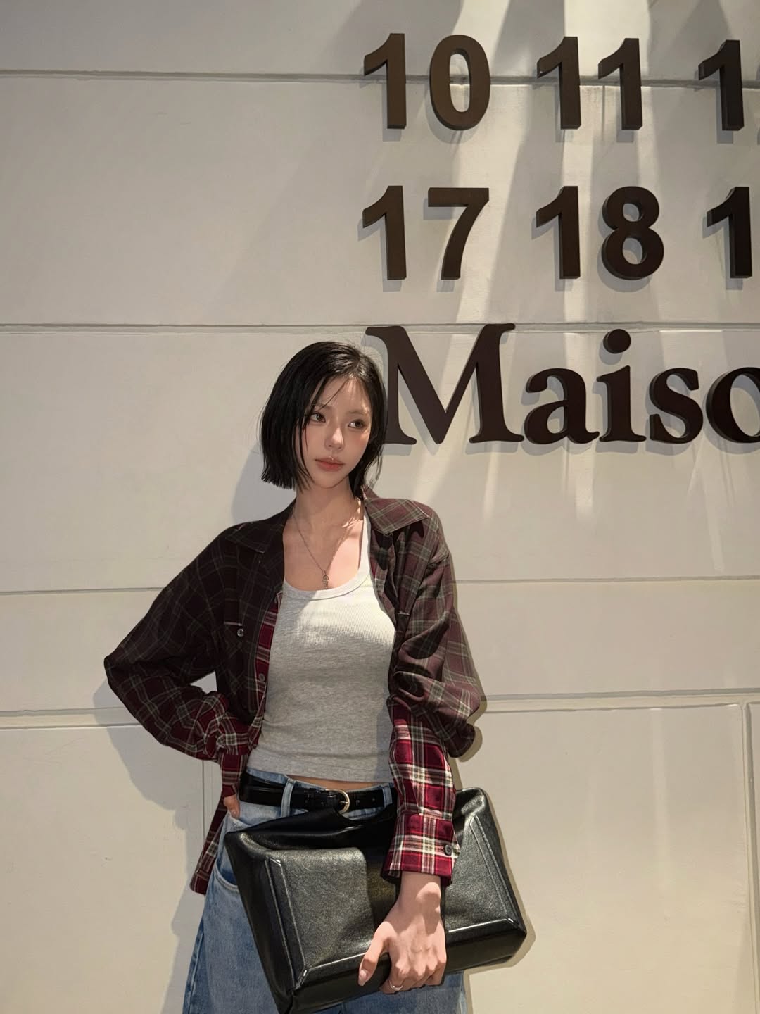 Mỹ nữ 2k ở Địa Ngục Độc Th&acirc;n: Mặt nhỏ như quả trứng, nhận cơn mưa lời khen v&igrave; mặc đẹp- Ảnh 10.