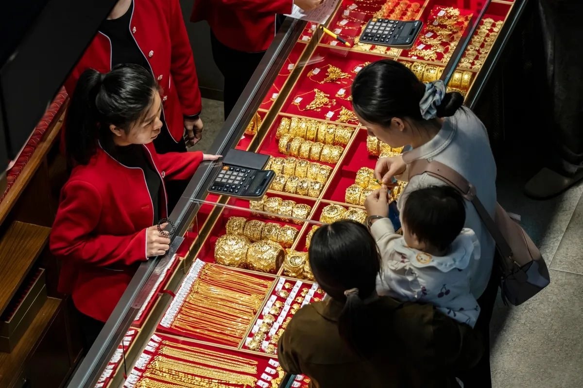 V&agrave;ng tr&ecirc;n giấy: C&uacute; lừa triệu USD khiến 35.000 người mắc bẫy, trắng tay- Ảnh 1.