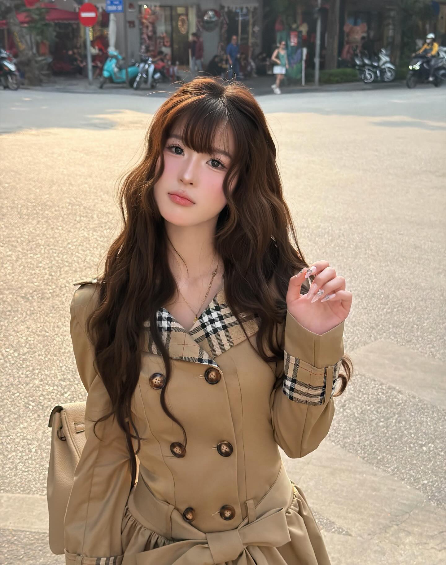 Cam thường đẩy hot girl Wyn Anh v&agrave;o tranh c&atilde;i nhan sắc: Đ&acirc;u l&agrave; thứ n&ecirc;n tin?- Ảnh 8.