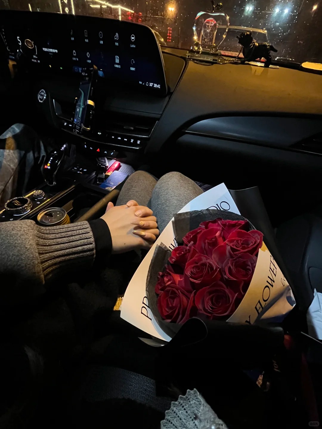 G&oacute;c khuất lấy chồng gi&agrave;u: "T&ocirc;i từng phải l&ugrave;ng khắp ch&acirc;u &Acirc;u chỉ để mua cho em họ chồng 1 đ&ocirc;i gi&agrave;y, tiệc t&ugrave;ng g&igrave; cũng phải lo từ list kh&aacute;ch mời, đồ ăn, an ninh..."- Ảnh 3.