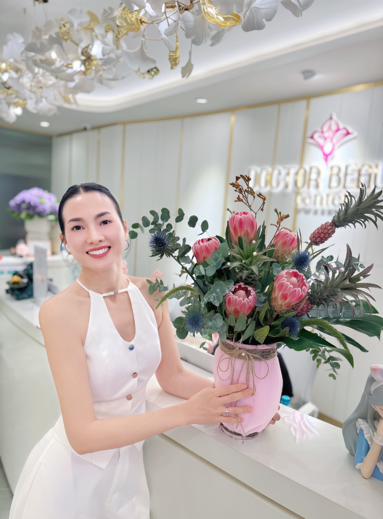 Nữ nghệ sĩ l&agrave; mẹ đơn th&acirc;n, U45 vẫn đẹp rực rỡ, c&oacute; bạn trai y&ecirc;u mến nhưng kh&ocirc;ng cưới- Ảnh 3.