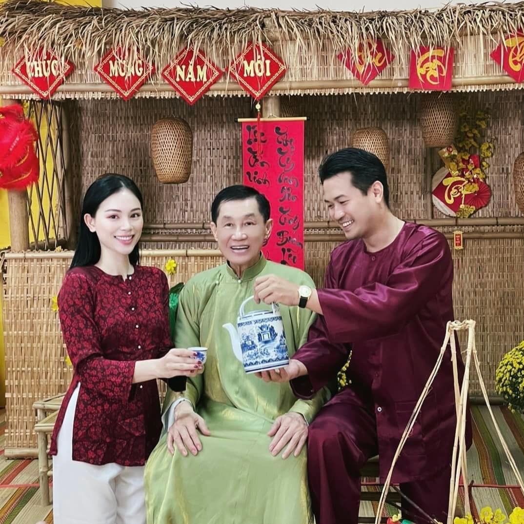 C&ocirc; g&aacute;i Việt khiến con trai tỷ ph&uacute; phải thốt l&ecirc;n: 