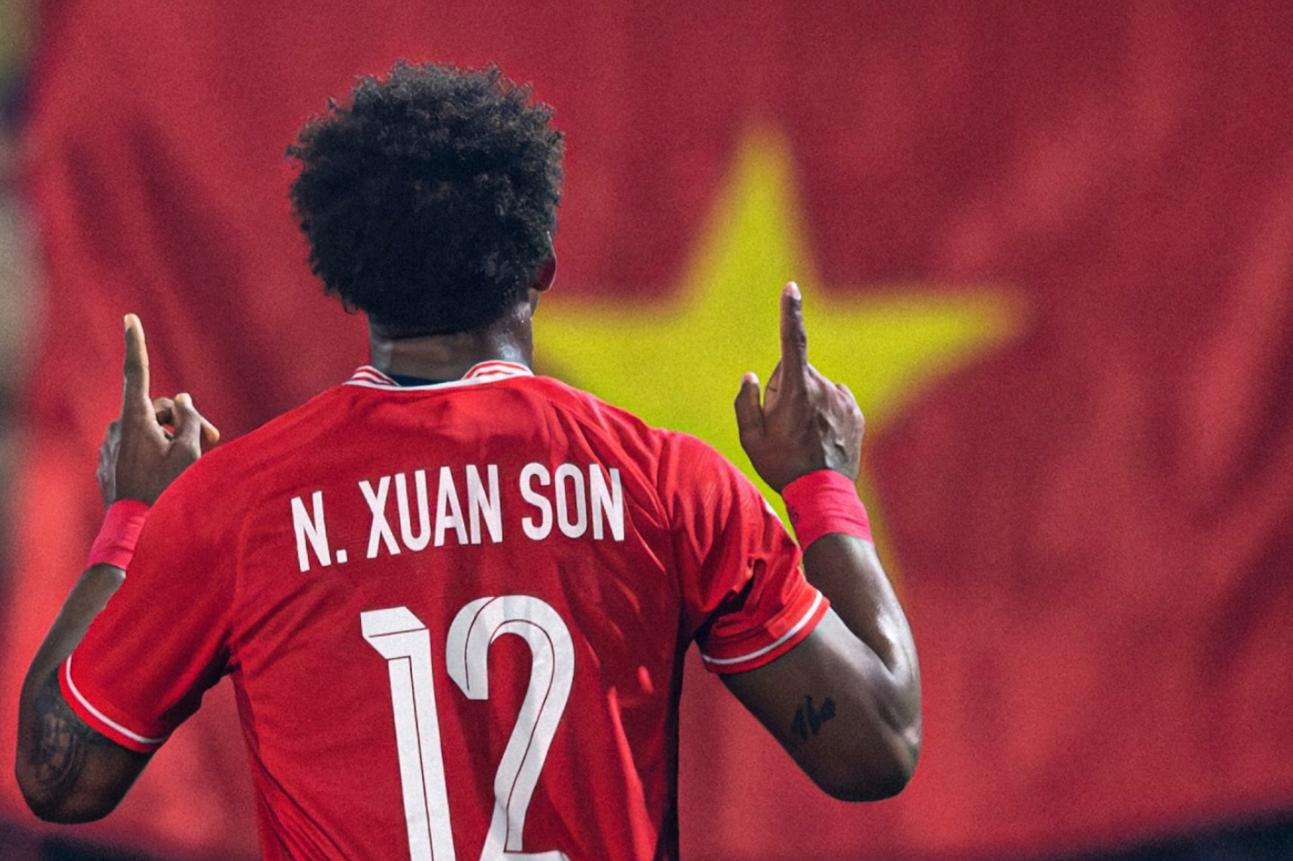 Điều th&uacute; vị ở t&ecirc;n cặp "song s&aacute;t" nhập tịch của tuyển Việt Nam: Đ&atilde; "Son" lại c&ograve;n "H&ecirc;n"!- Ảnh 1.