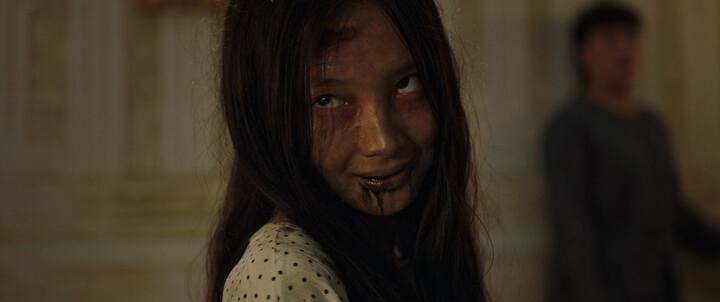 Sắc v&oacute;c nữ diễn vi&ecirc;n đ&oacute;ng cảnh g&acirc;y &aacute;m ảnh trong "Quỷ nhập tr&agrave;ng 2"- Ảnh 3.