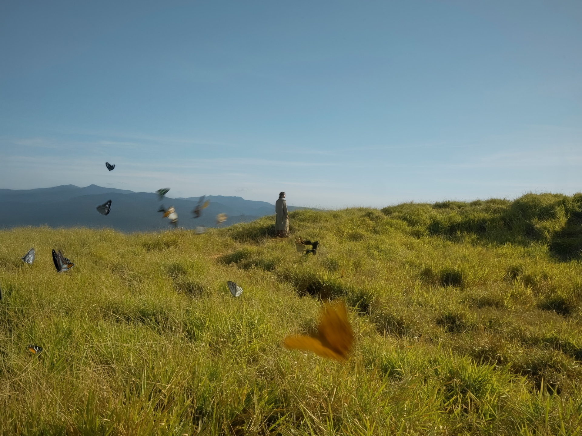 H&oacute;a ra MV mới của GREY D nhiều ẩn &yacute; thế n&agrave;y: Hỷ nộ &aacute;i ố v&agrave; h&agrave;nh tr&igrave;nh t&igrave;m ra sự c&acirc;n bằng nhờ t&igrave;nh y&ecirc;u- Ảnh 8.