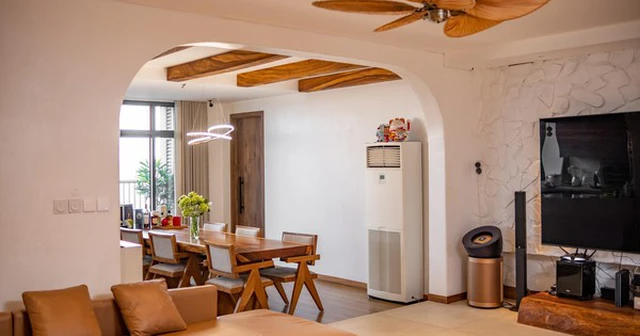 Cuộc sống sang chảnh của hội "ph&uacute; b&agrave;" Vbiz: Huyền Baby ở biệt thự 100 tỷ, Ngọc Thanh T&acirc;m sống trong "cung điện" đập th&ocirc;ng 6 căn- Ảnh 2.