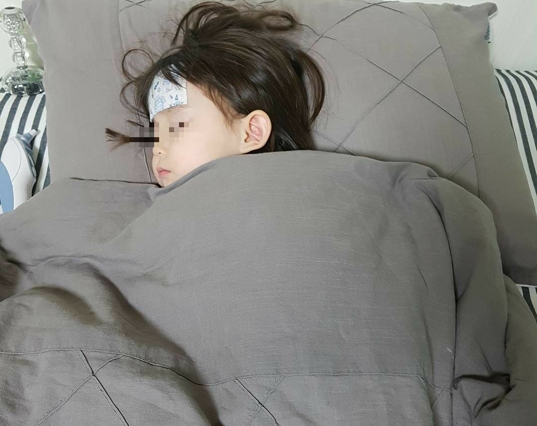 B&eacute; g&aacute;i 10 tuổi tử vong sau một tuần nhiễm 1 loại virus, b&aacute;c sĩ cảnh b&aacute;o: C&oacute; 4 dấu hiệu n&agrave;y đến bệnh viện ngay!- Ảnh 4.