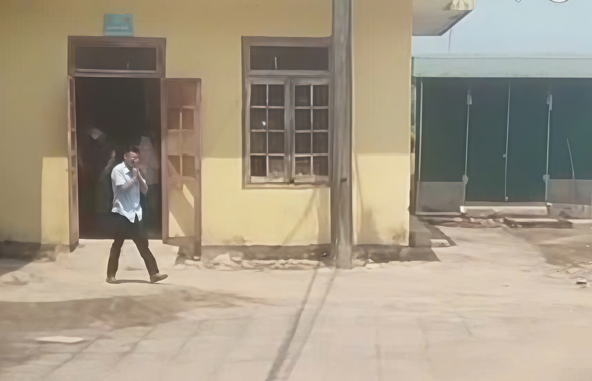 T&agrave;i xế taxi từ Đ&agrave; Nẵng ra Quảng Trị chở kh&aacute;ch rồi bị s&aacute;t hại, người th&acirc;n đau đớn nhận thi thể- Ảnh 1.