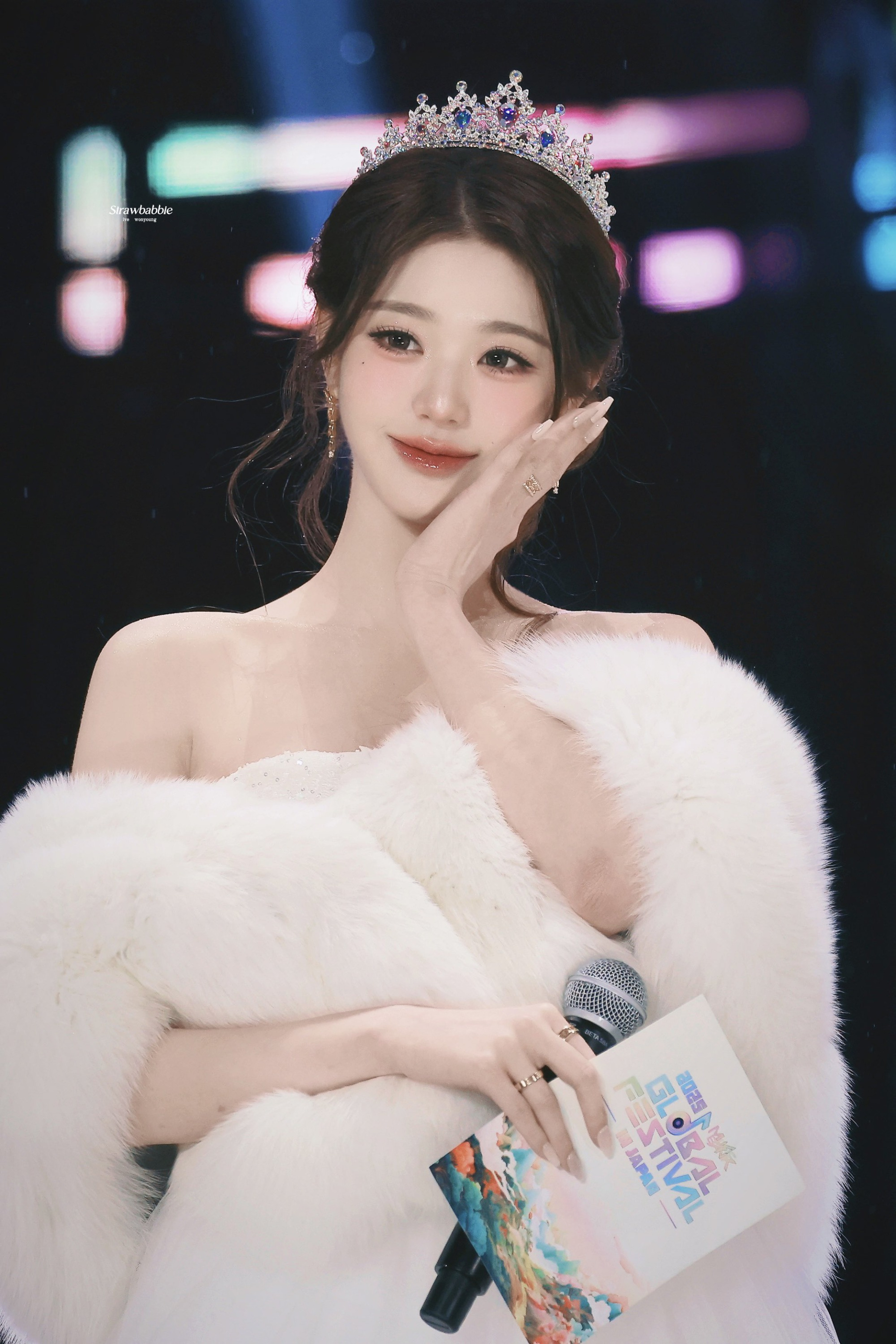 Ch&ecirc; c&aacute;i nết Jang Won Young chứ kh&ocirc;ng thể ch&ecirc; được điều n&agrave;y- Ảnh 1.