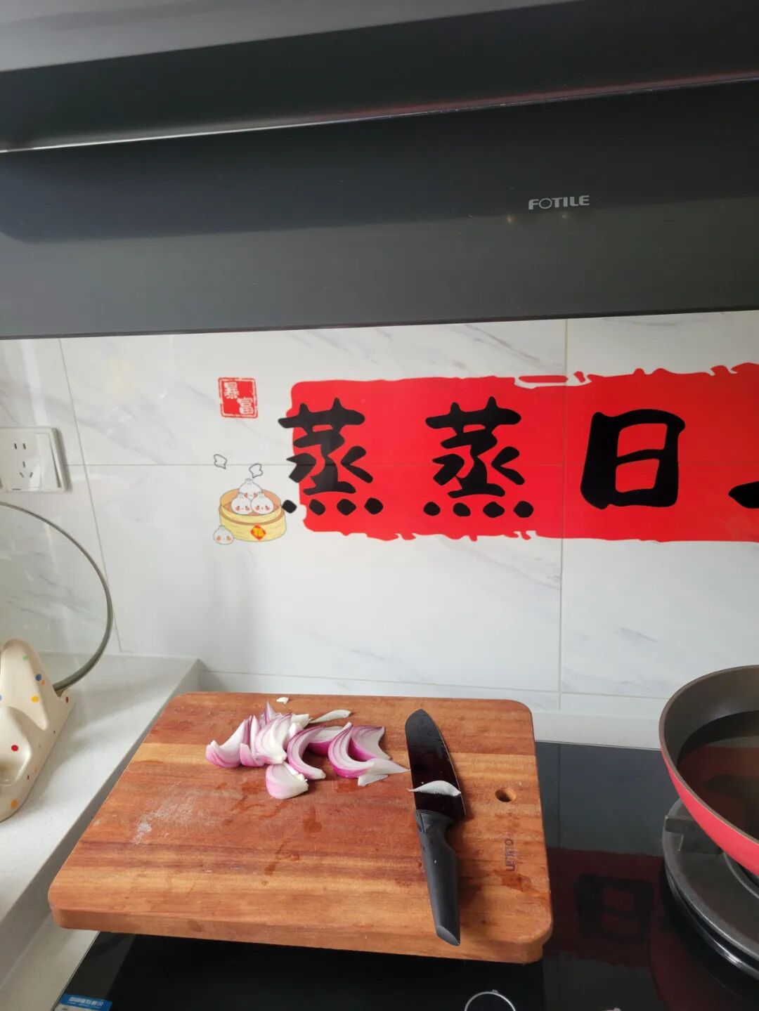 T&ocirc;i học được 8 mẹo bếp &ldquo;kh&ocirc;ng tốn 1 đồng&rdquo; từ mẹ v&agrave; nhận ra tiết kiệm đ&ocirc;i khi bắt đầu từ những điều rất nhỏ- Ảnh 9.