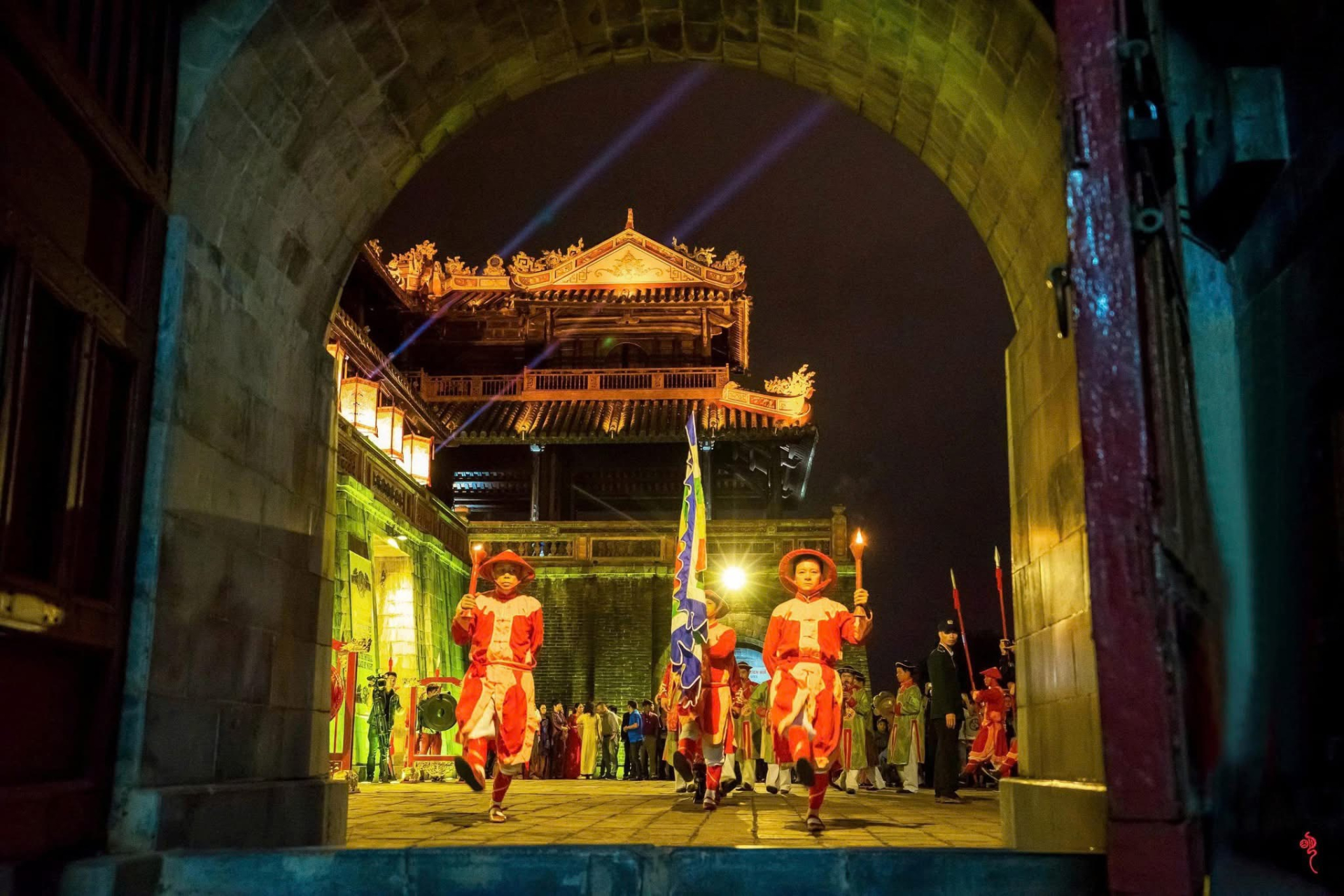 Tin vui dịp lễ: Từ 25/4, kh&aacute;ch Việt được hưởng miễn ph&iacute; to&agrave;n bộ dịch vụ hiếm c&oacute; n&agrave;y- Ảnh 4.