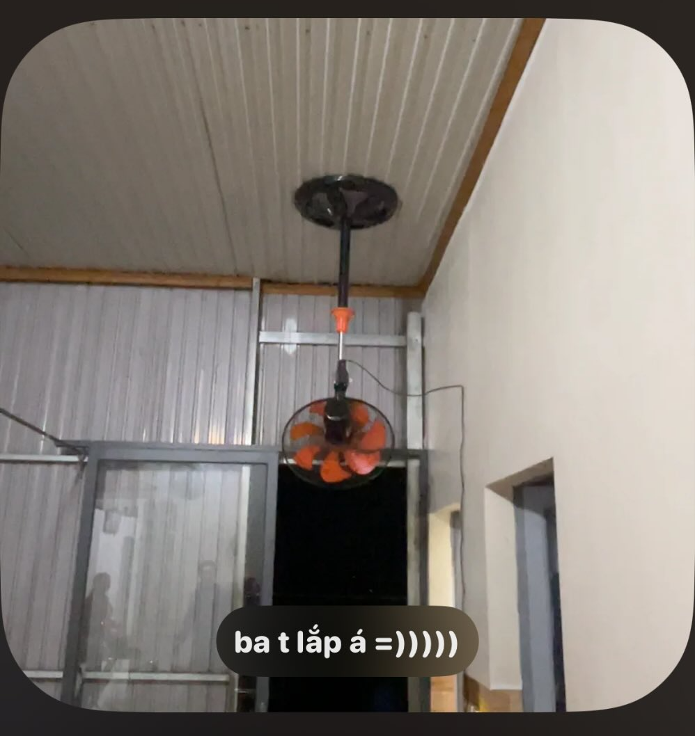 Con g&aacute;i &ocirc;ng chủ tiệm điện m&aacute;y ở TP.HCM đăng một tấm ảnh trong nh&agrave; vệ sinh g&acirc;y ch&uacute; &yacute;, xem tiếp phải thốt l&ecirc;n: "&Ocirc;i lo&agrave;i người"- Ảnh 3.