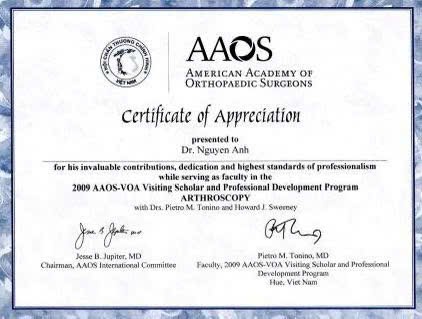 B&aacute;c sĩ chuy&ecirc;n ng&agrave;nh y học thể thao hơn 30 năm kinh nghiệm: U60 ngỡ ngo&agrave;i 30, xứng danh "người h&ugrave;ng" của c&aacute;c vận động vi&ecirc;n- Ảnh 6.