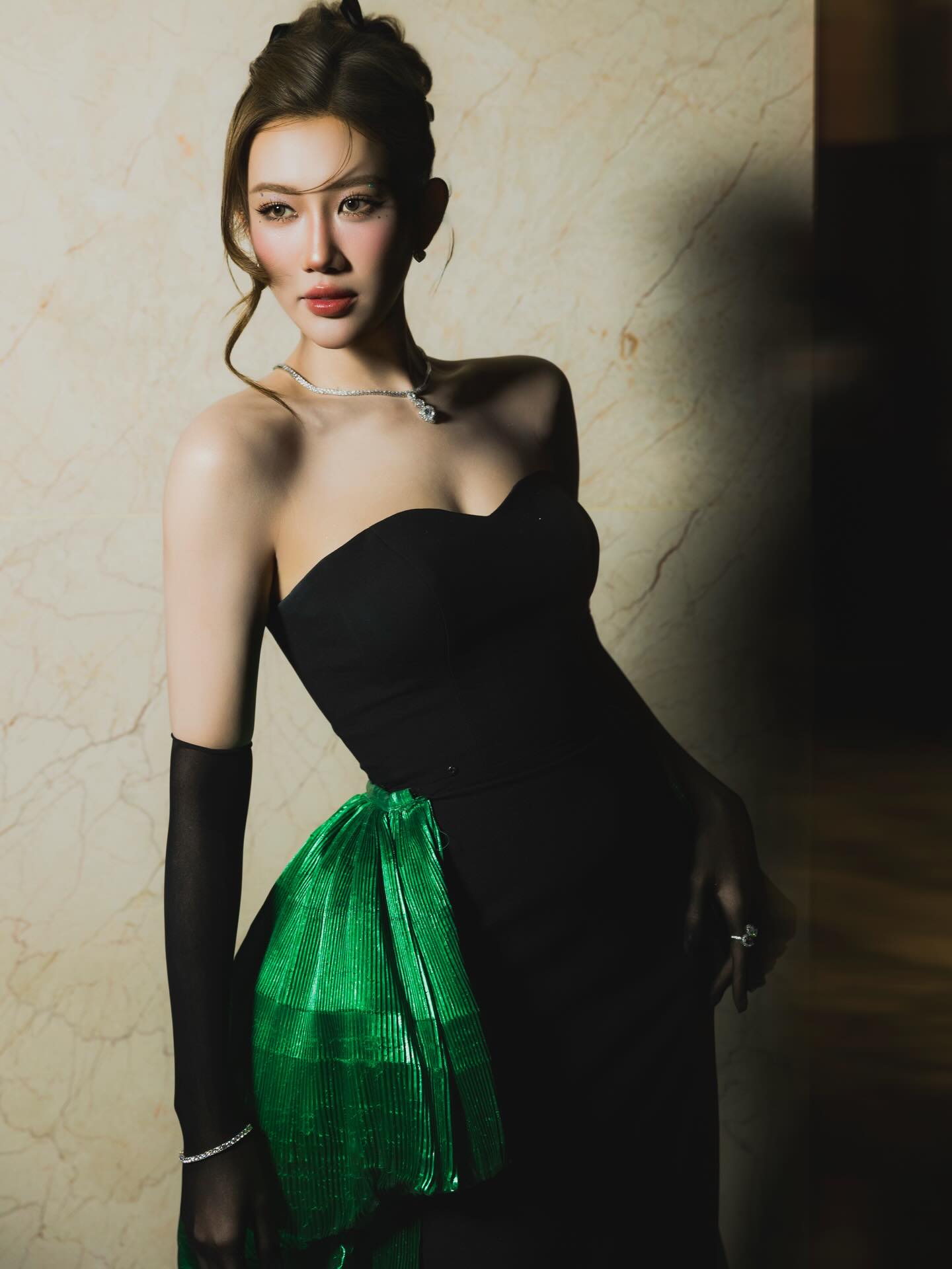 Th&uacute;y Ng&acirc;n lại c&oacute; tạo h&igrave;nh xuất sắc, lọt top mỹ nh&acirc;n đẹp nhất thế giới cũng phải- Ảnh 5.