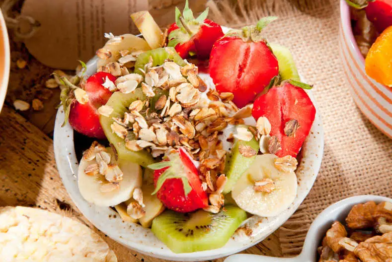 Giảm c&acirc;n m&ugrave;a xu&acirc;n n&agrave;y m&agrave; kh&ocirc;ng cần phải nhịn đ&oacute;i: M&oacute;n ăn s&aacute;ng &iacute;t chất b&eacute;o vừa ngon miệng lại gi&uacute;p bạn giảm c&acirc;n- Ảnh 4.