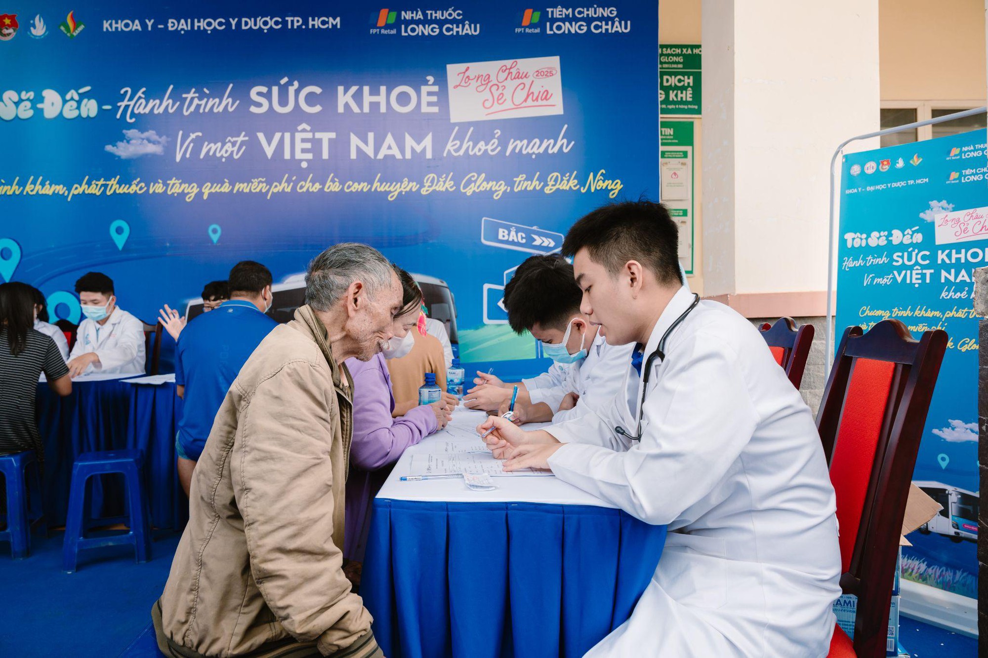 &ldquo;C&uacute; đ&uacute;p&rdquo; li&ecirc;n tiếp l&agrave;m rạng danh y tế Việt Nam tại giải thưởng h&agrave;ng đầu ch&acirc;u lục Healthcare Asia Pharma Awards- Ảnh 2.