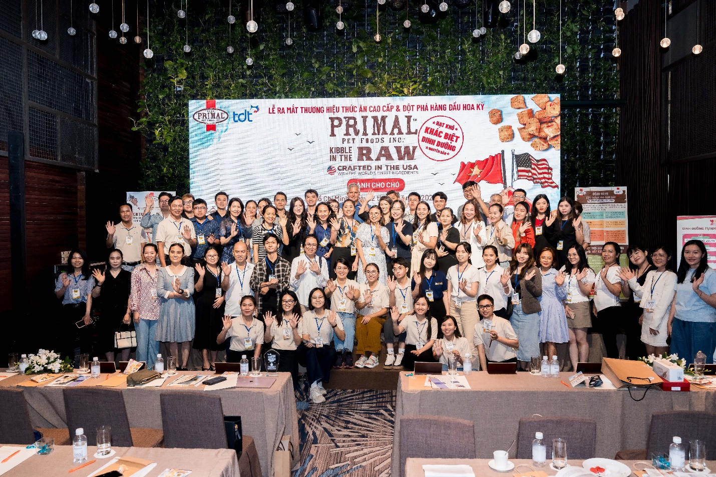 Thú cưng giờ là “con cưng”: Hành trình 20 năm thay đổi cách người Việt chăm sóc chó mèo- Ảnh 2. Thú cưng giờ là “con cưng”: Hành trình 20 năm thay đổi cách người Việt chăm sóc chó mèo- Ảnh 2.