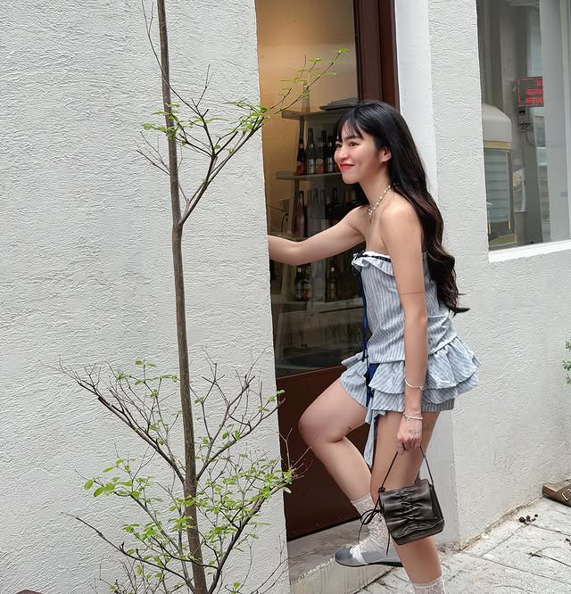 Mỹ nh&acirc;n Vbiz 31 tuổi mặt "b&uacute;ng ra sữa", style s&agrave;nh điệu đẹp như "s&aacute;ch mẫu"- Ảnh 8.