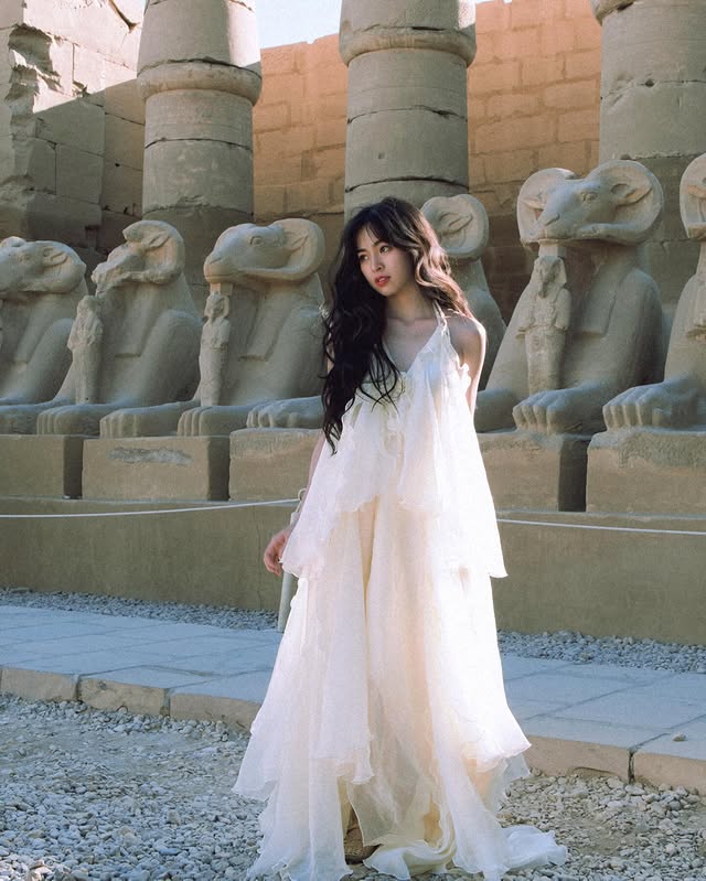 Mỹ nh&acirc;n Vbiz 31 tuổi mặt "b&uacute;ng ra sữa", style s&agrave;nh điệu đẹp như "s&aacute;ch mẫu"- Ảnh 6.