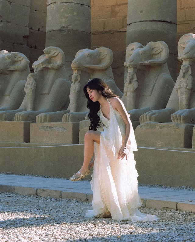 Mỹ nh&acirc;n Vbiz 31 tuổi mặt "b&uacute;ng ra sữa", style s&agrave;nh điệu đẹp như "s&aacute;ch mẫu"- Ảnh 7.