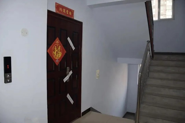 Bi kịch của cậu b&eacute; 14 tuổi vẫn phải mặc t&atilde;- Ảnh 5.