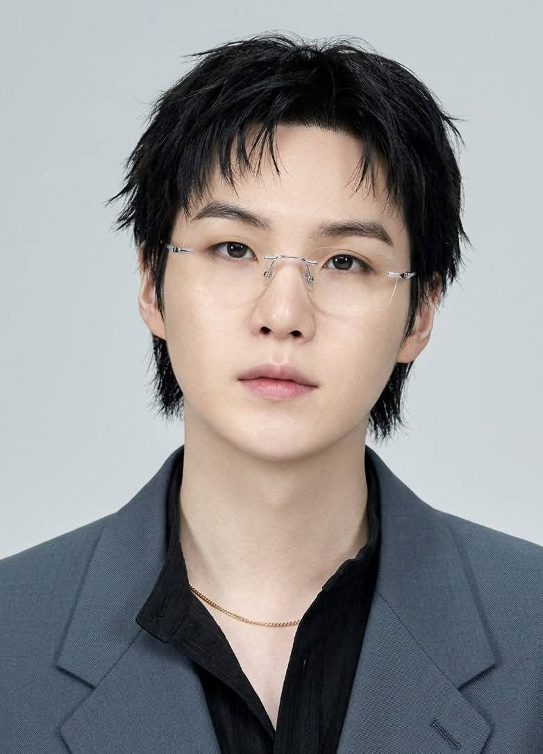 Mỹ nam g&acirc;y sốc nhất hiện tại: Ở ẩn 2 năm như trẻ ra 10 tuổi, sai lầm đến đ&acirc;u fan cũng nguyện tha thứ- Ảnh 1.