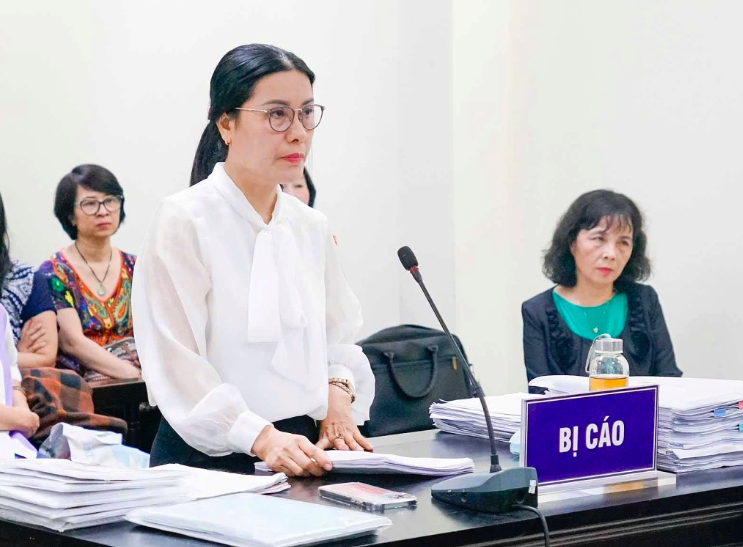 Cựu Hiệu trưởng thu 15.000 đồng mỗi tiết học th&ecirc;m bị tuy&ecirc;n phạt 3 năm t&ugrave;- Ảnh 1.