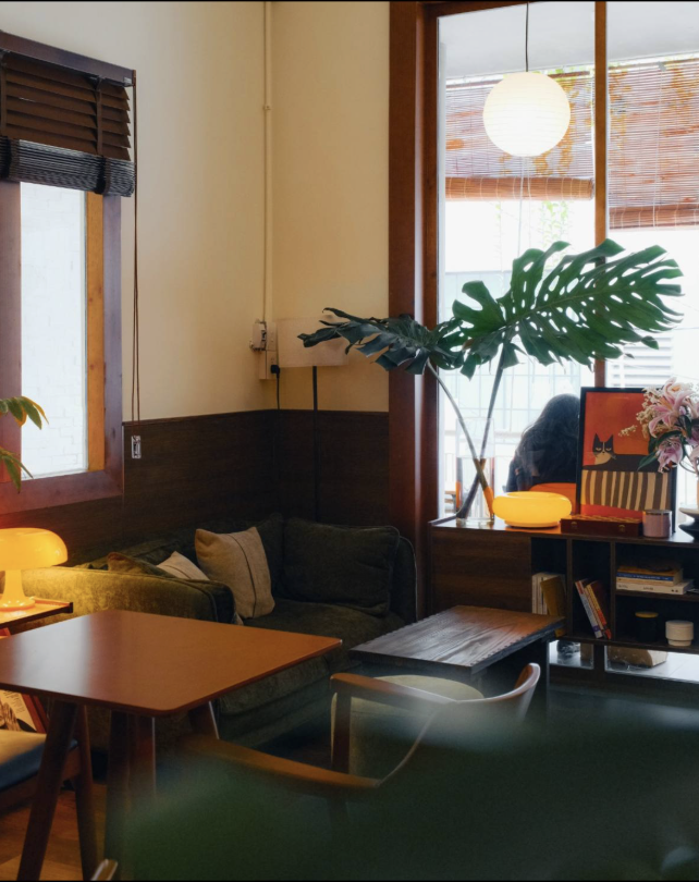 Mục sở thị 8 qu&aacute;n c&agrave; ph&ecirc; mới: T&acirc;n binh ẩn m&igrave;nh trong hẻm nhỏ, hội s&agrave;nh điệu hay uống matcha dưới ch&acirc;n cầu Ba Son- Ảnh 14.