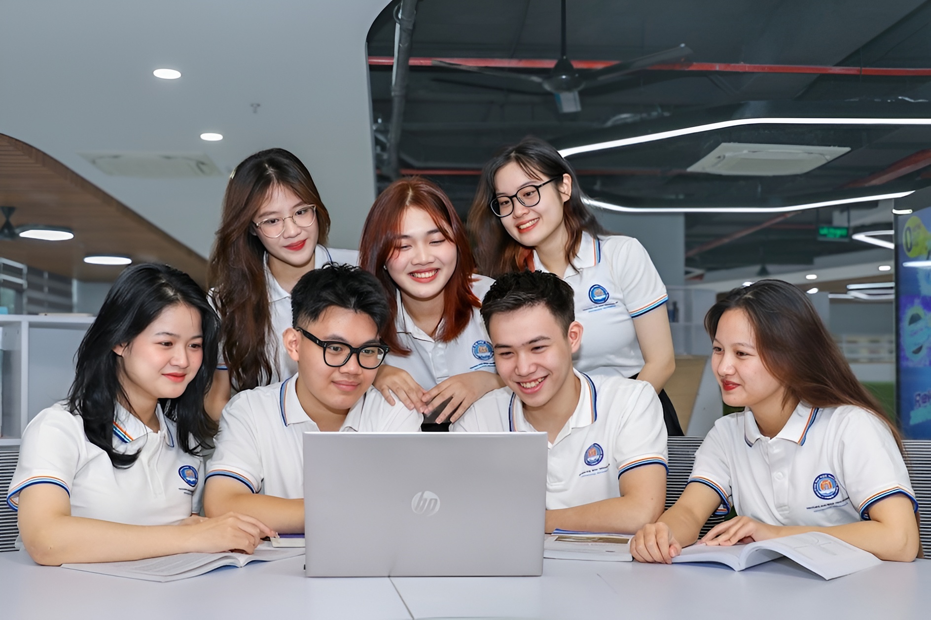 Ngành học chưa bao giờ lo thất nghiệp tại Việt Nam và trên thế giới, cơ hội thăng tiến rộng mở, lương có thể vượt mức 100 triệu/tháng- Ảnh 3. Ngành học chưa bao giờ lo thất nghiệp tại Việt Nam và trên thế giới, cơ hội thăng tiến rộng mở, lương có thể vượt mức 100 triệu/tháng- Ảnh 3.