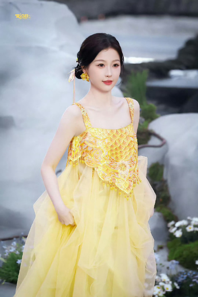 Ngu Thư H&acirc;n t&aacute;i xuất: 